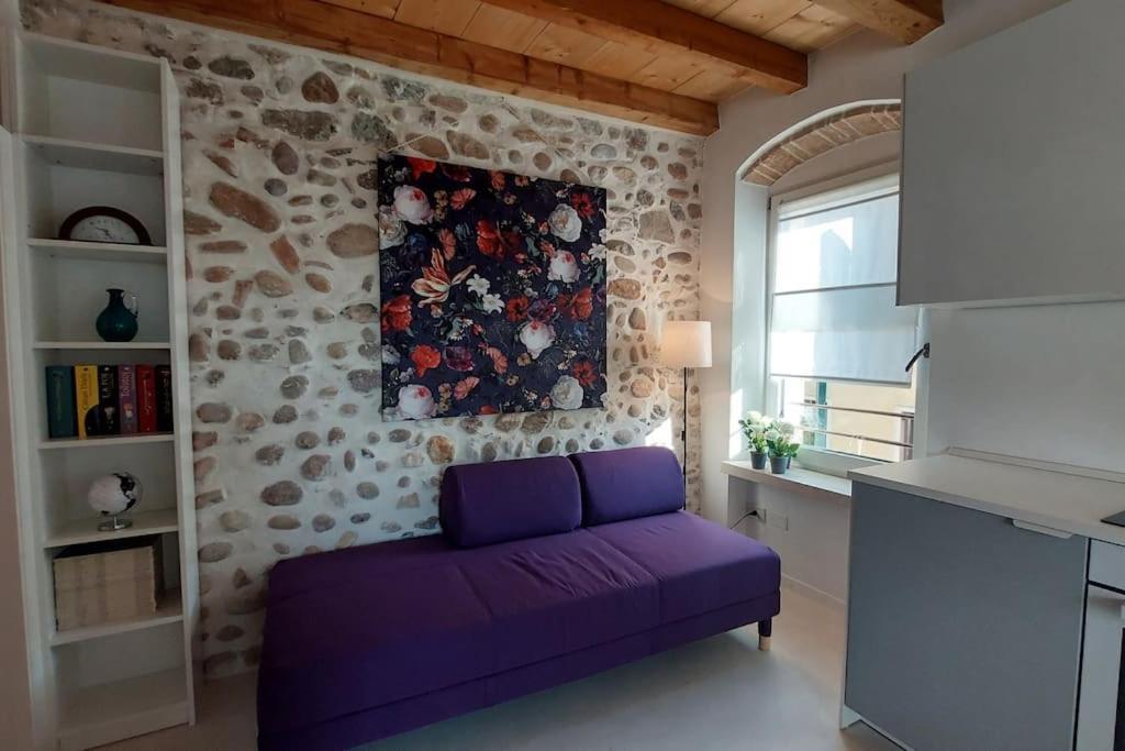 Sui Tetti Di Valeggio - Holiday Apartment Валеджо-суль-Минчо Экстерьер фото